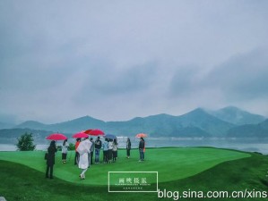 yingdan 小镇公交车：为小镇居民提供便捷的出行选择