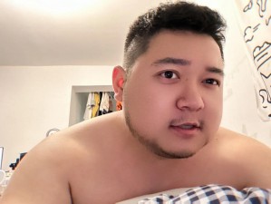 大胖子 Gay 肥胖男同：震惊他的体重竟然是……